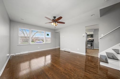 14730 Memorial Dr, Dolton IL 60419-2125 exterior