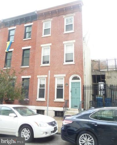 324 18 St, Philadelphia PA 19140-1014 exterior