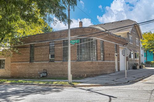 1411 Potter Ave, Milwaukee WI 53207-2115 exterior