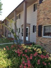 1862 Valley Rd, Champaign IL  61820-7199 exterior