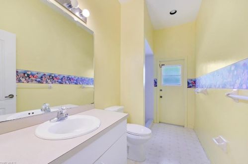 149 Palmetto Dunes Cir, Naples FL 34113-7566 exterior