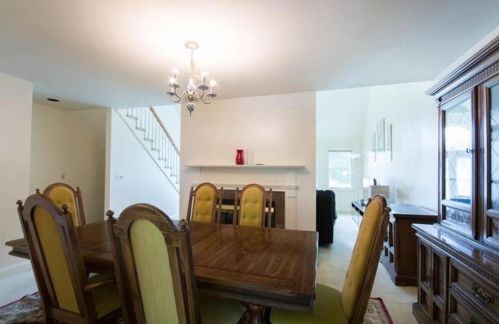 223 Corey Ln, Middletown RI 02842-5659 exterior