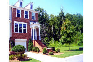 1368 Thornborough Dr, Alpharetta GA  30004-0522 exterior