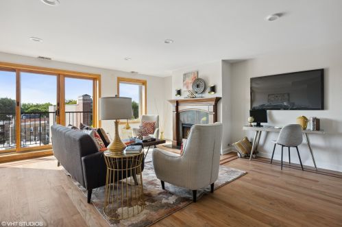 5362 Lawrence Ave, Chicago, IL 60630-3626