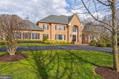 11409 Palatine Dr, Rockville MD  20854-1453 exterior