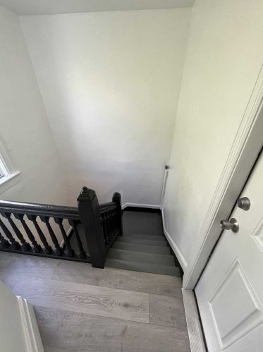 77 Cottage St, Poughkeepsie NY  12601-2724 exterior