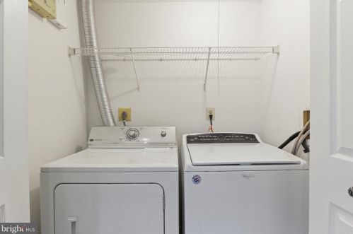 3809 Elbert Ave, Alexandria VA 22305-2042 exterior