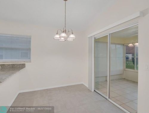 5777 Travelers Way, Fort Pierce FL 34982-4051 exterior