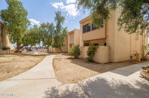 3520 Dunlap Ave, Phoenix AZ 85028-4980 exterior