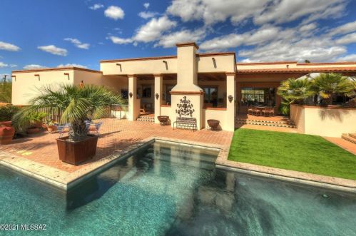 4820 Camino Escuela, Tucson AZ 85718-5914 exterior