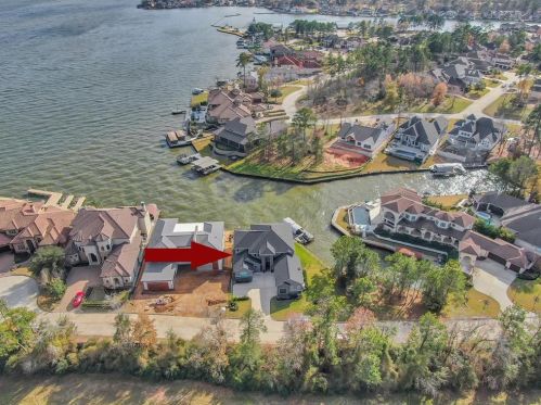 194 Bentwater Bay Dr, Montgomery TX 77356-4651 exterior