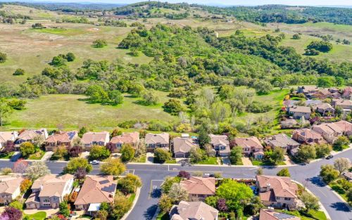 4054 Borders Dr, Folsom CA 95762-5415 exterior