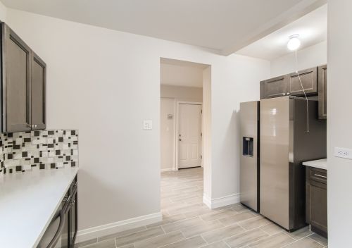 2108 1st Ave, Broadview IL 60153-3304 exterior