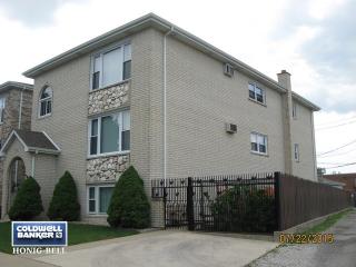 5318 Long Ave, Chicago, IL 60638-2918