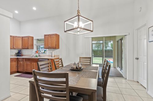 1808 Fears Ave, Fort Pierce FL  34953-4526 exterior