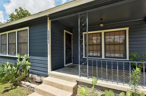 1132 Berger St, Austin TX 78721-2532 exterior