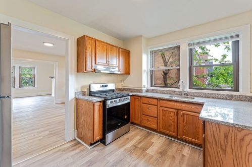 3124 Landis St, Pittsburgh PA 15204-1715 exterior