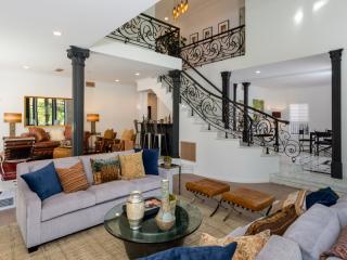 2621 Commonwealth Ave, Los Angeles, CA 90027-1209