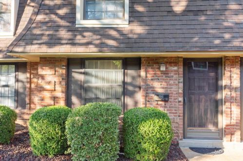 1841 Mansard Dr, Saint Louis MO 63125-2336 exterior