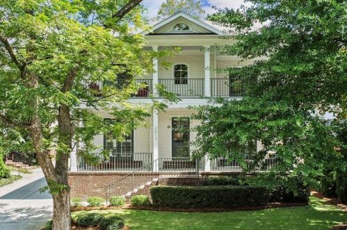 2517 Ellijay Dr, Atlanta GA  30319-3472 exterior