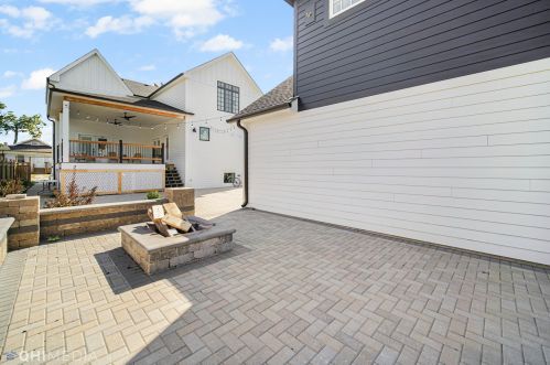 232 19 Ave, Broadview IL 60153-1723 exterior