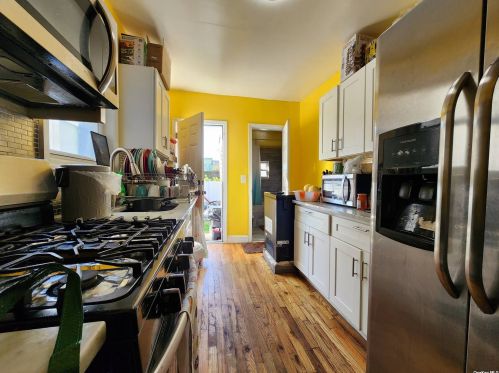 308 Franklin Ave, Mount Vernon NY 10553-1451 exterior