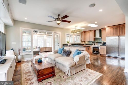 3240 Livingston St, Washington DC 20015-1756 exterior