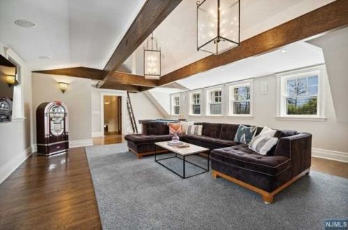 264 Upper Mtn Ave, Montclair NJ 07043-1417 exterior