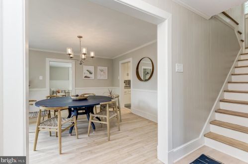 3912 Blackthorn St, Bethesda MD 20815-5056 exterior