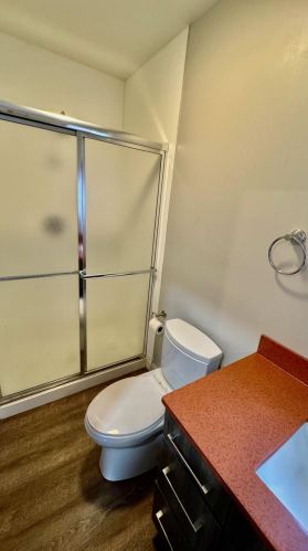 447 Dickinson St, Grand Rapids MI 49507-2109 exterior