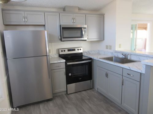 6162 Pinehurst Dr, Chandler AZ 85249-4039 exterior