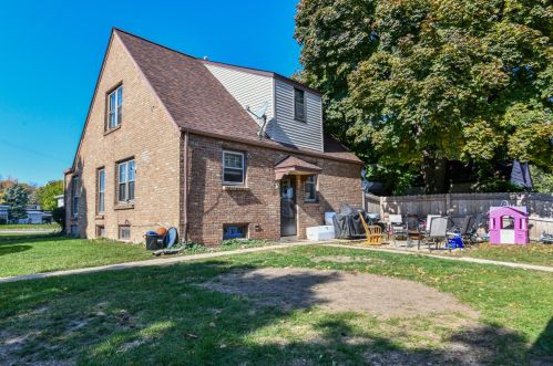 3576 60th St, Milwaukee WI  53216-2712 exterior