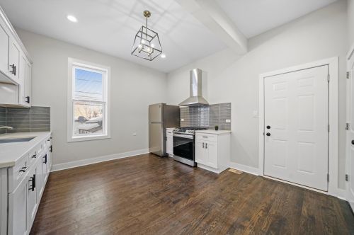 6511 Peoria St, Chicago IL 60621-1907 exterior