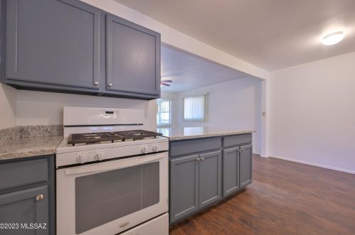 5002 1 St, Tucson AZ 85711-1507 exterior