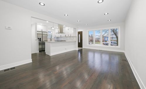 7521 Olcott Ave, Chicago IL  60631-4371 exterior