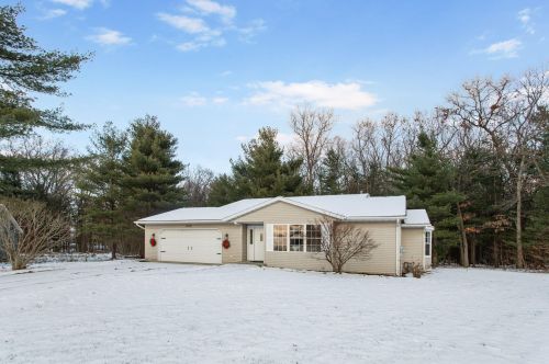 332 Densmore St, Meskegon MI  49442-1511 exterior