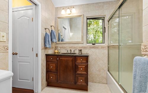 48 Cedar Rdg Ln, Huntington Station NY 11746-7941 exterior