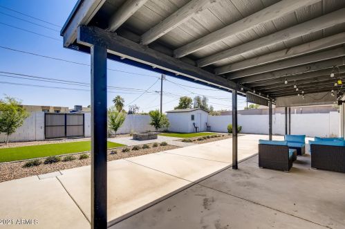 2615 Fairmount Ave, Phoenix AZ 85015-5356 exterior