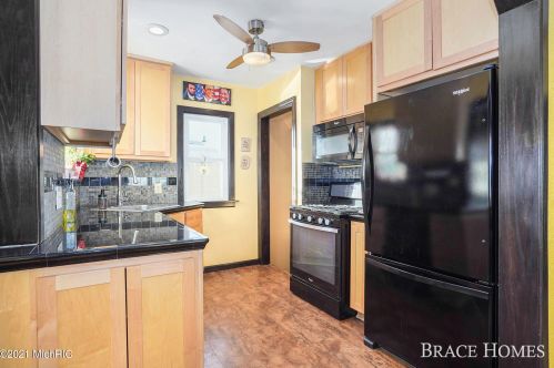 149 Bellevue St, Wyoming MI exterior