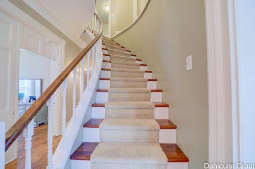 523 Clay Ave, Meskegon MI 49440-1002 exterior