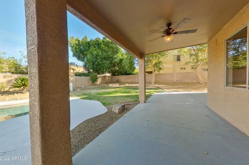 2602 Cavalry Dr, Phoenix AZ 85086-6616 exterior