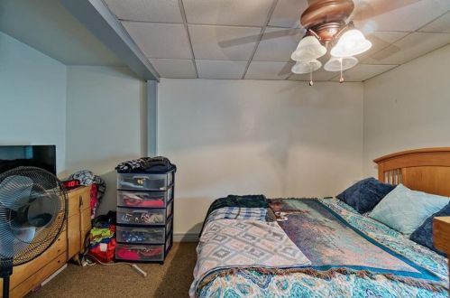 686 Cumberland Hill Rd, Woonsocket RI 02895-4820 exterior