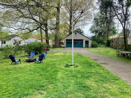 29 Cedar Crst Pl, Norwalk CT 06854-1402 exterior