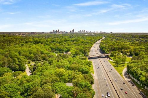 2933 Margaret Mitchell Ct, Atlanta GA 30327-1614 exterior