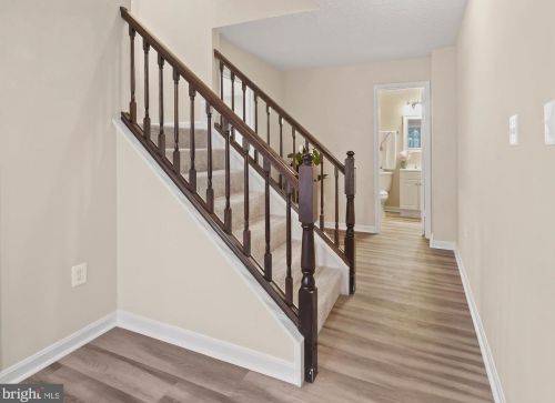 4559 Sawgrass Ct, Alexandria VA  22312-3152 exterior