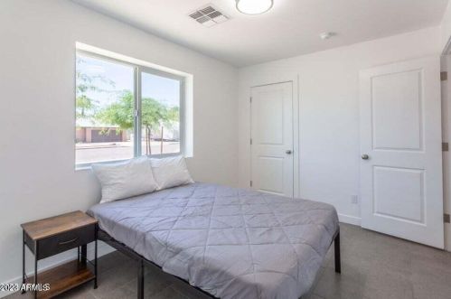 3128 Desert Cove Ave, Phoenix AZ  85029-4203 exterior