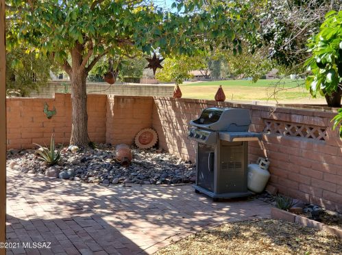 1086 Paseo Iris, Green Valley AZ 85614-3644 exterior