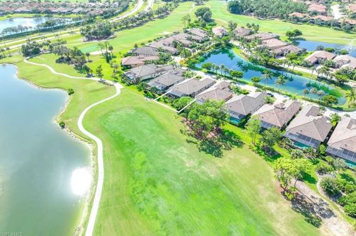 6790 Canwick Cove Cir, Naples FL 34113-3207 exterior