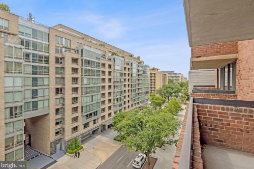 1140 23rd St, Washington DC  20037-1437 exterior