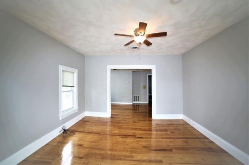 19 Metcalf Ave, Providence RI  02911-3146 exterior